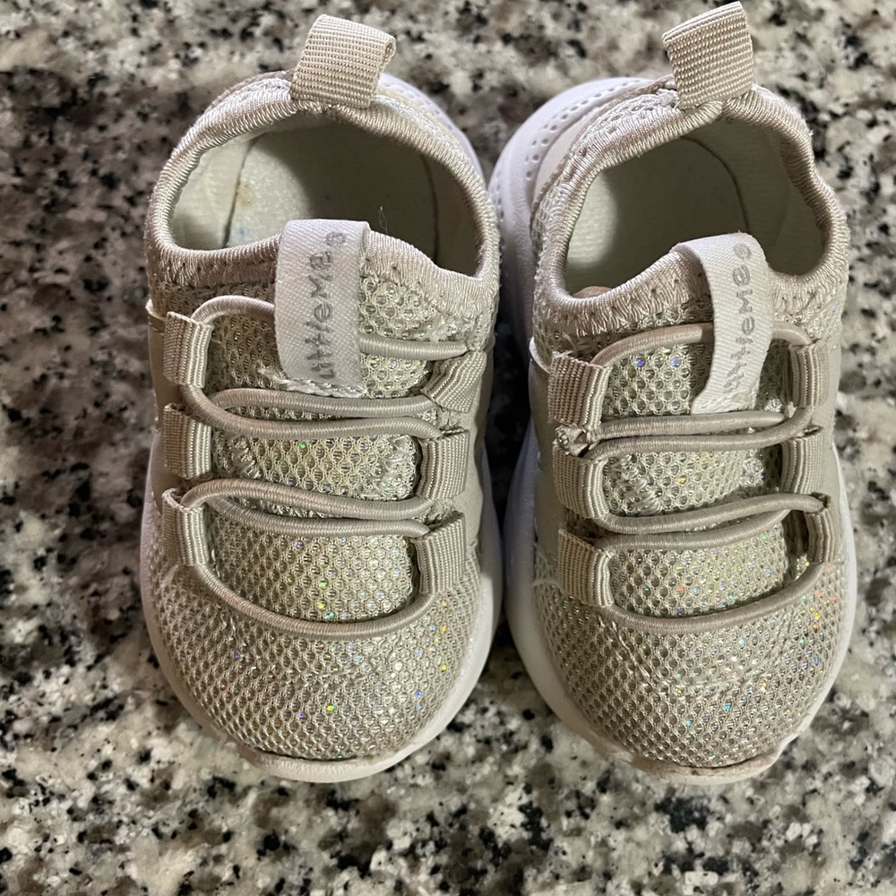 LITTLE ME Girl Silver Sparkle SLIP ON Sneakers Toolder Size 3